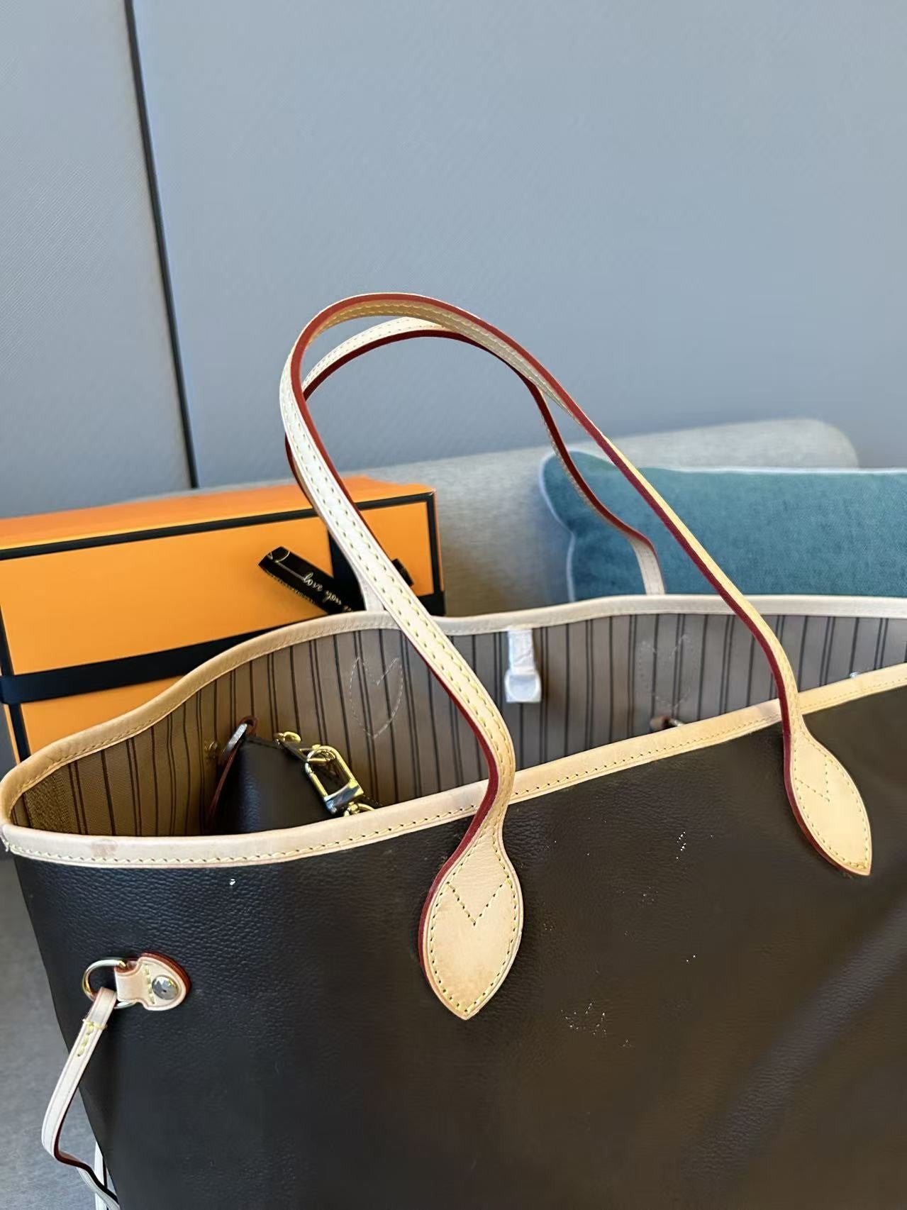 2025 Luxury Shoulder Bag with Original Logo Women's Classic Canvas Shopping Bag Fashion Designer Brand Handbags Adjustable Strap