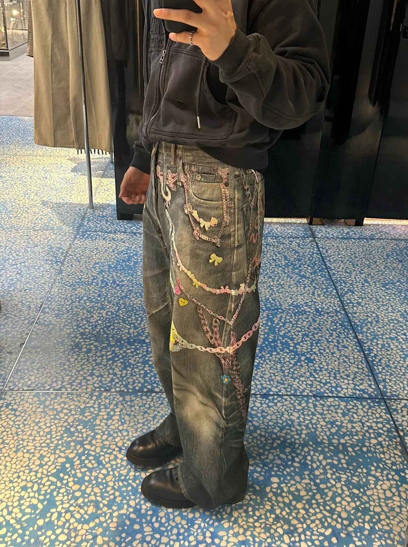 Calça Jeans Casual Unissex com Estampa Digital 3D de Corrente de Doce Estilo American High Street, com Efeito Desgastado e Perna Reta