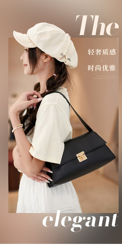 Internet Celebrity Retro Small bag for Women In Autumn and Winter, new trendy crossbody bag, fashionable one shoulder small bags