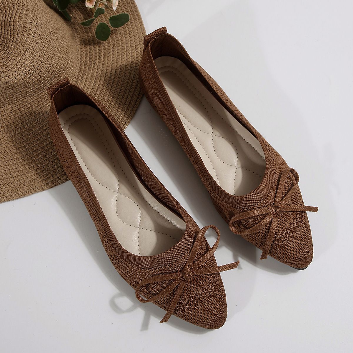 Summer 2024 New Style Pointed Toe Shallow Mouth Breathable Comfortable Casual Flats Shoes Wear-resistant Non-slip Loafers Women