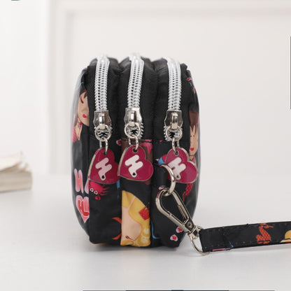 The 3-layer zipper clutch is lightweight, compact and versatile for ladies. It can be used with mobile phones or loose change