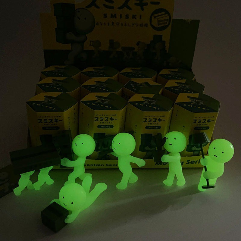 Nova série Smiski Sunday caixa misteriosa de anime modelo luminoso boneca enfeites de mesa coleção decoração brinquedo presente de aniversário