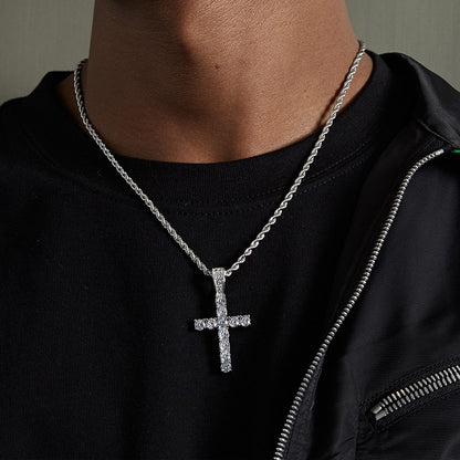 Colar Gargantilha com Pingente Cruz de Aço Inoxidável com Zircônia para Mulheres Homens Design Personalizado Hip Hop Popular Joias de Festa Presentes