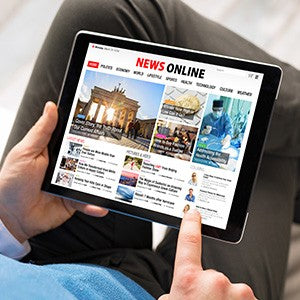 Women Men Reading Glasses Classic Small Rectangle Frame Spring Hinge Ulrta Comtable Wear Readers Eyeglass with Diopters