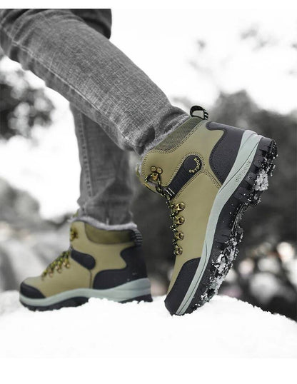 Botas de inverno masculinas com pele quente, antiderrapantes, sapatos casuais de trabalho masculinos, tênis de couro impermeáveis, botas de cano alto, tamanhos grandes