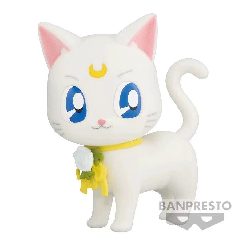 Em Estoque Original Qposket Chibiusa Sailor Moon Tsukino Usagi Kino Makoto PVC Miku Q Posket Brinquedos Fofos Anime Bonecos de Ação Presente
