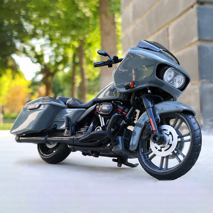 Maisto 1/18 Harley Davidson 2018 CVO Road Glide Modelo de Motocicleta Coleção de Veículos de Brinquedo Amortecedor Off Road Carro de Brinquedo