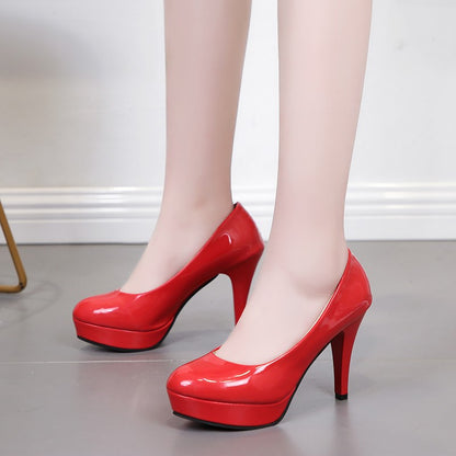 Scarpins bege impermeáveis plataforma salto alto feminino primavera e outono couro envernizado bico redondo sexy salto agulha sapatos de casamento 10cm Tamanho 42
