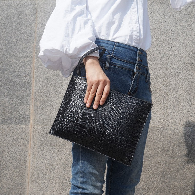 Fashion 3D Python pattern Women Clutch Bag Brand Design Party Envelope Clutches for ladies wallet Free Card bag handbag