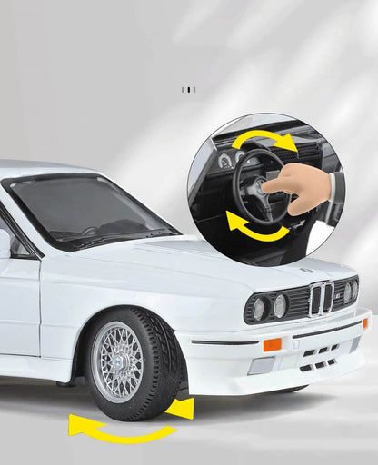 1:24 1988 BMW E30 M3 IM Liga Escala Modelo Carro Diecast Miniatura de Metal Carro Som?Luz Coleção de Carros Clássicos Brinquedo Infantil Veículo
