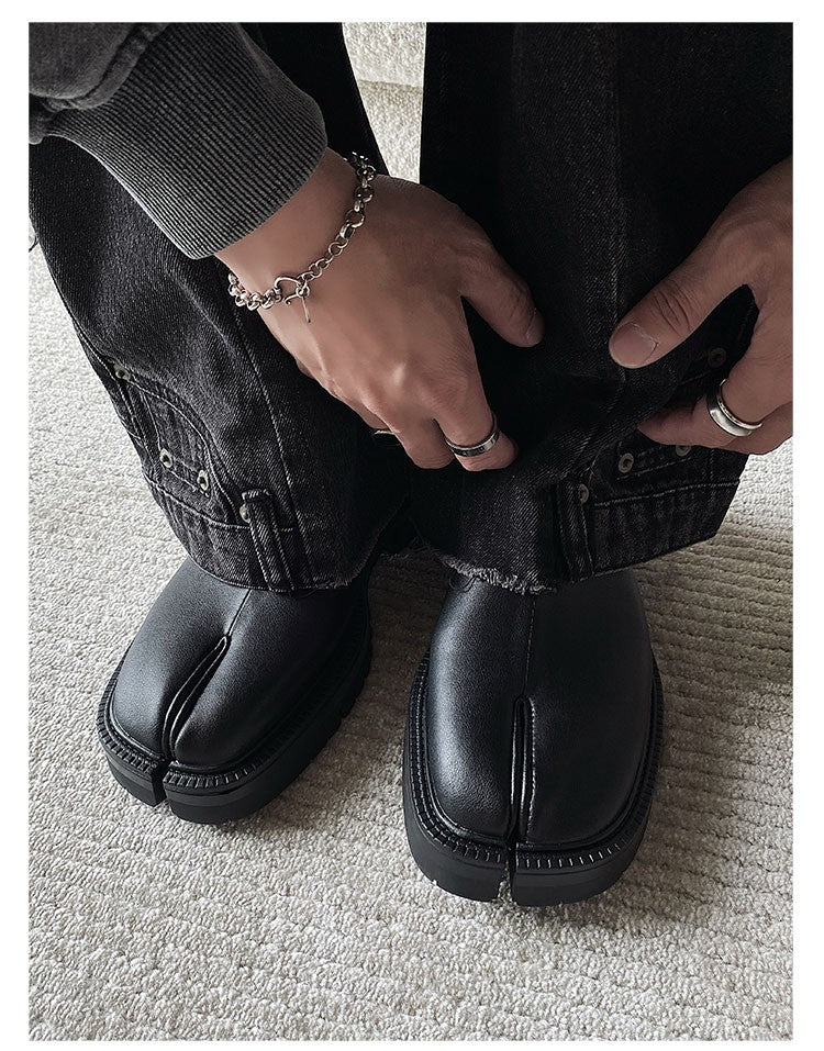 Tabi shoes for men and women classic leather split toe shoes casual one foot shoes Unisex flat shoes Comfortable design