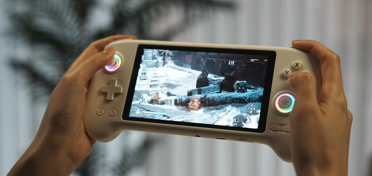 ANBERNIC RG557 Retro Handheld Game Console Android 14 5.48 Inch AMOLED Screen Video Player High-resolution Joysticks RG 557 PS2