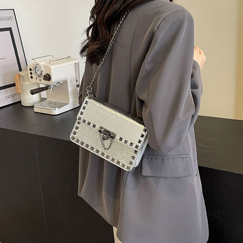 Rivet Small Shoulder Bags For Women Black Punk style Crossbody Bag Fashion Chain Flap Bag Leather Purses Designer Female Handbag