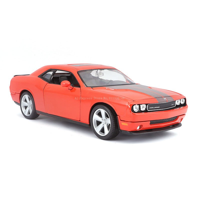 Maisto 1:24 2008 Dodge Challenger simulation alloy car model crafts decoration collection toy tools gift