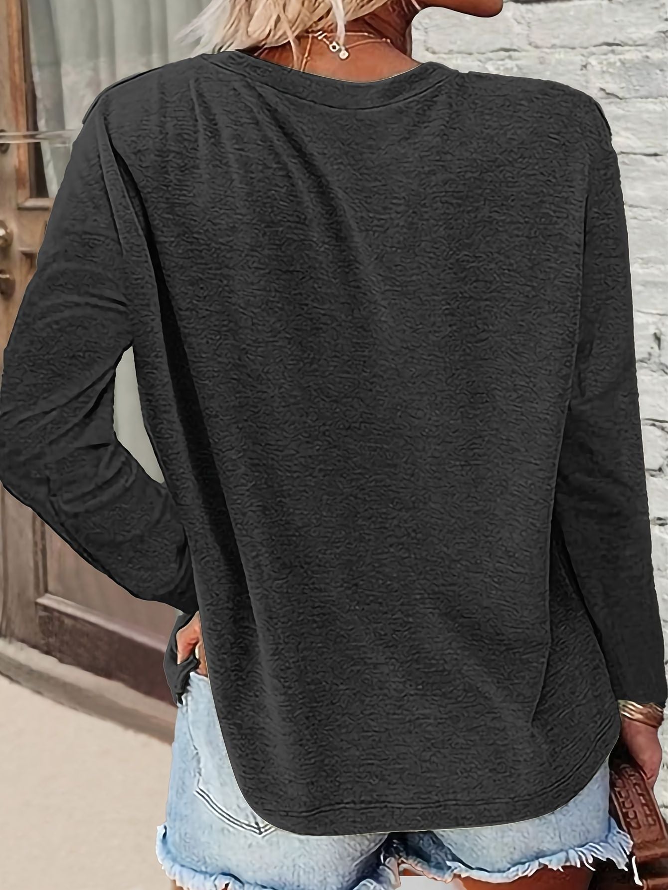 LOVE Print Crew Neck T shirt Casual Long Sleeve Autumn and winter top women's  T-shirt loose and comfortable black white