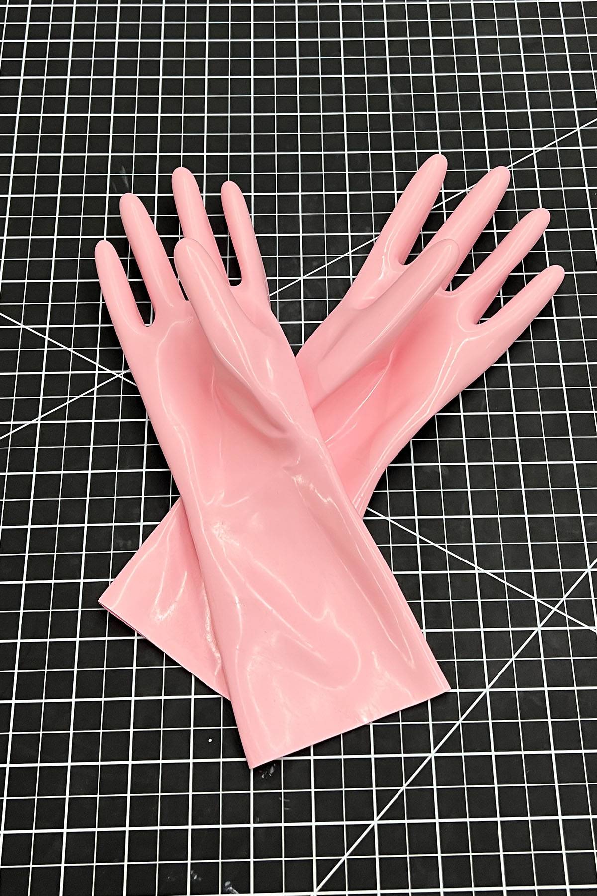 Transparent Lilac Rubber Short Gloves Elastic Snug Fit