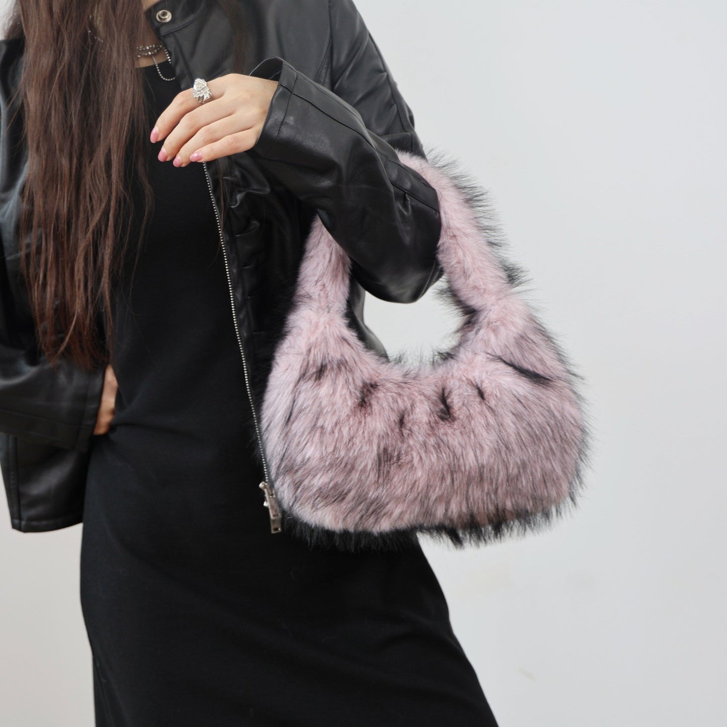 Solid Color Plush Dumpling Bag Simple Style Niche Design Faux Fur Handbag Tote Small Women's Underarm Hobo Bag