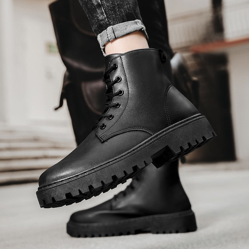 Men Black Leather Boots New British Style High Top Fashion Work Boots Outdoor Street Fashion Chelsea Men Shoes Comfortable Short