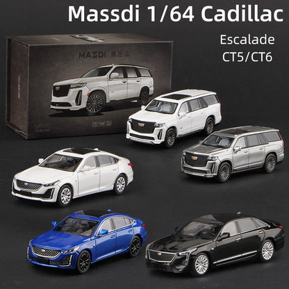 Massdi 1:64 Cadillac Escalade Carro Modelo CT5 CT6 Liga Miniatura Veículos Diecast Coleção de Brinquedos