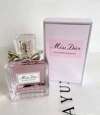 Perfume Feminino 100ml Longa Duração Frangrância Leve Marca Fresca Encontro Romântico Charme Confiante Spray Corporal Aroma Rosas
