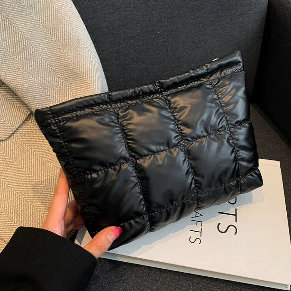 Cotton Filled Puffer Pouch Large Capacity PU Leather Puffer Padded Makeup Bag Sewn Korean Style Thick Plaid Clutch Bag Work