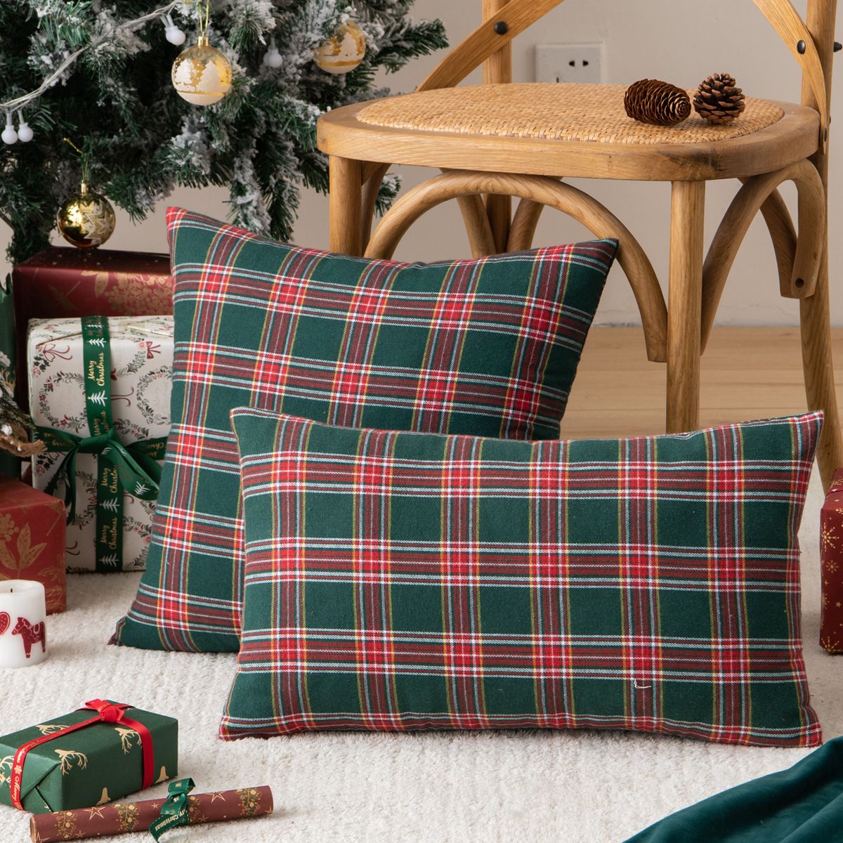 Home Christmas Decor Plaid Cushion Covers Red Checkered Polyester Cotton Xmas Ornament Snowflake Throw Pillowcase Decorative