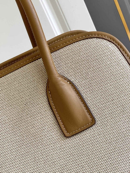 Designer Bags Woman Luxury 2025 Spacious Famous Brand Handbag New Luxury Arrival Womens Bag For Fashion