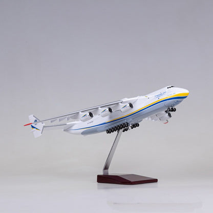 Modelo de Aeronave de Transporte Antonov AN-225 em Escala 1/200 Brinquedos de Aviação Jogos de Miniatura de Plástico e Metal