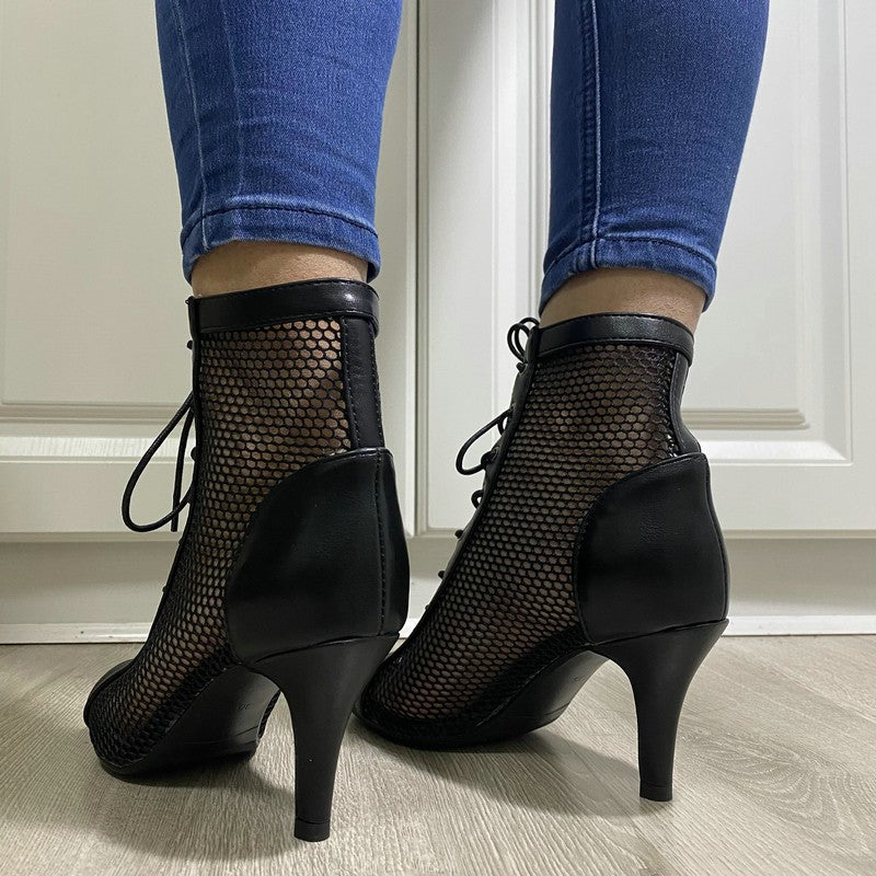 Novas Sandálias Femininas de Salto Alto Sexy Vazadas em Tela Tendência da Moda Verão Conforto Peep Toe Botas Stilettos Jazz Dance Tamanhos Grandes