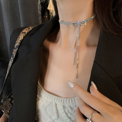 Colares com Pingente em Forma de Coração e Asas de Anjo Cor Prata Zircônia Cúbica 5A Estilo Minimalista Corrente na Clavícula Joias Femininas e para Meninas
