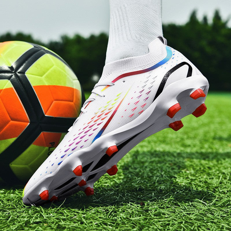 New Men Ultralight Soccer Shoes TF/FG Professional Football Boots Unisex Non-Slip Training Soccer Cleats Outdoor Field Chuteira