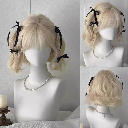 Peruca Sintética Lolita Curta Cacheada 12 Polegadas Doce E Adorável Dourado-Branco Natural Fofa Cabelo Ondulado Cosplay Peruca De Cabeça Cheia Para