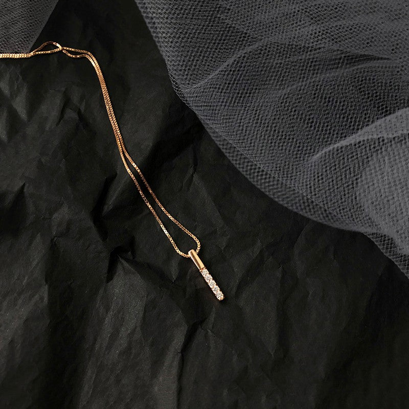 Colares com Pingente em Forma de Coração e Asas de Anjo Cor Prata Zircônia Cúbica 5A Estilo Minimalista Corrente na Clavícula Joias Femininas e para Meninas