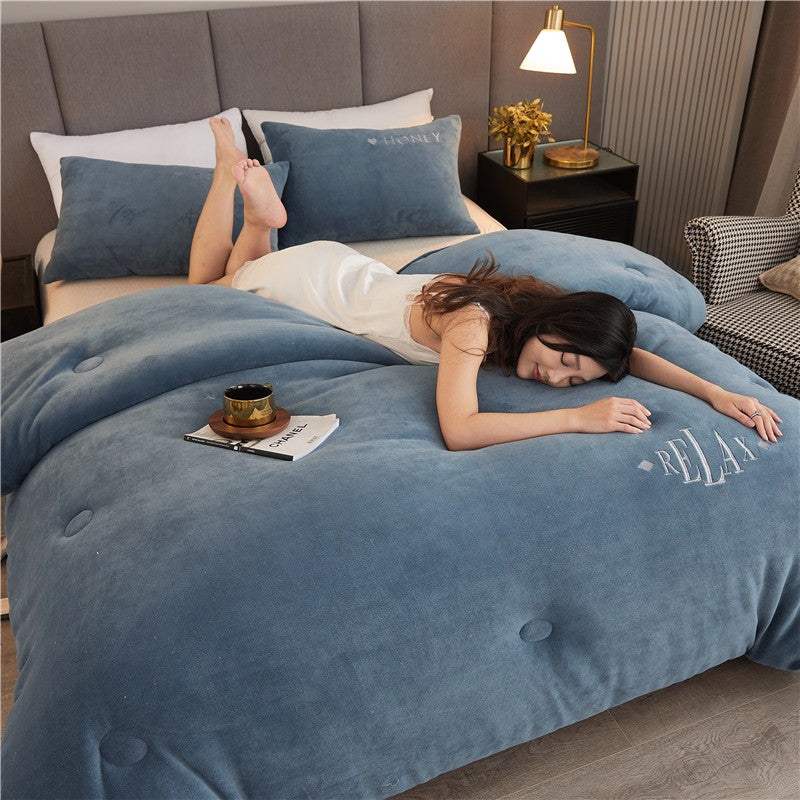 Double Sided Milk Velvet Winter Comforter Thickened Warm Double Layer Flannel King Size Quilts for Bed Solid Soft Plush Duvets