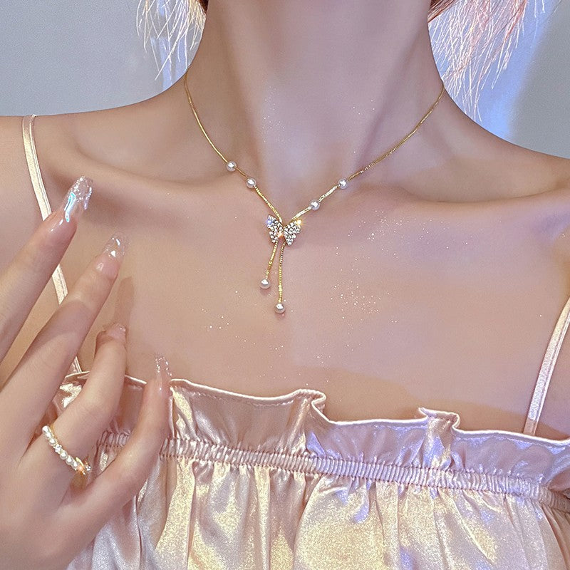 Colares com Pingente em Forma de Coração e Asas de Anjo Cor Prata Zircônia Cúbica 5A Estilo Minimalista Corrente na Clavícula Joias Femininas e para Meninas