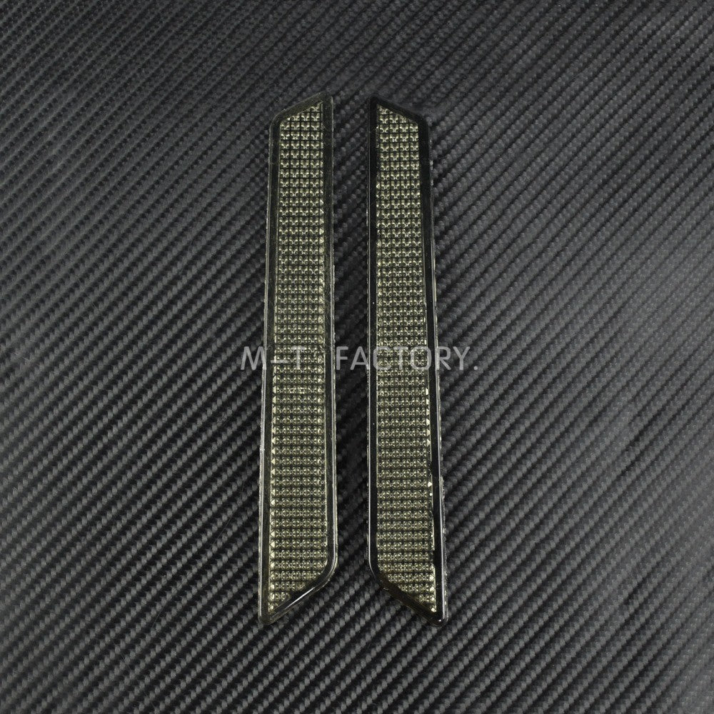 Motorcycle 2PCS Hard Saddlebag Smoke Guard Latch Covers Reflector For Harley Touring Road King Road Street Glide FLT 2014-2018