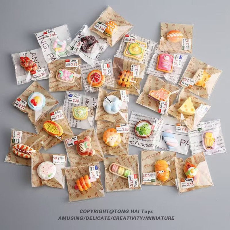 10/20/30/50pcs DIY Food Toy Cake Dessert Bread Mini Simulation Children's Play Toy Anti Stress Squeeze Fidget Slider PartyFavors