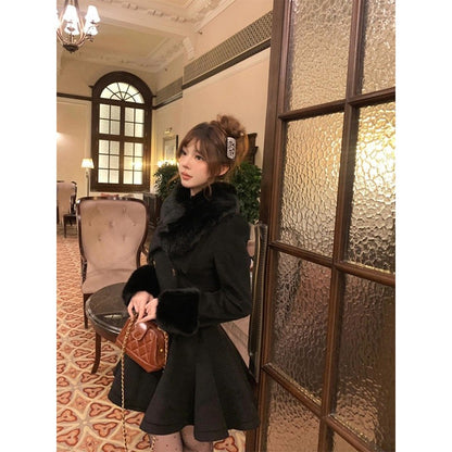 Vintage Black Wool Blends Coats Women Elegant Faux Collar Woolen Jacket Korean Long Sleeve Outerwears Winter Design Overcoat New