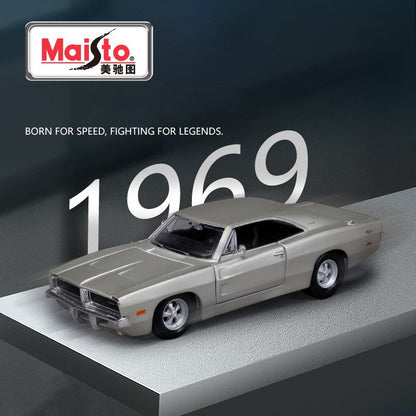 Maisto 1:24 Dodge Charger R/T 1969 Carro de Liga Leve Fundido e Veículos de Brinquedo Modelo de Carro em Miniatura para Crianças