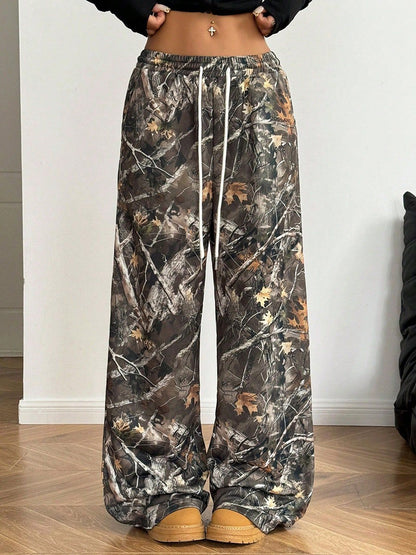 Women's Wide Leg Camo Pants Lightweight Elastic Waist Camouflage Print Loose Pants Trousers Y2K Vintage Streetwear
