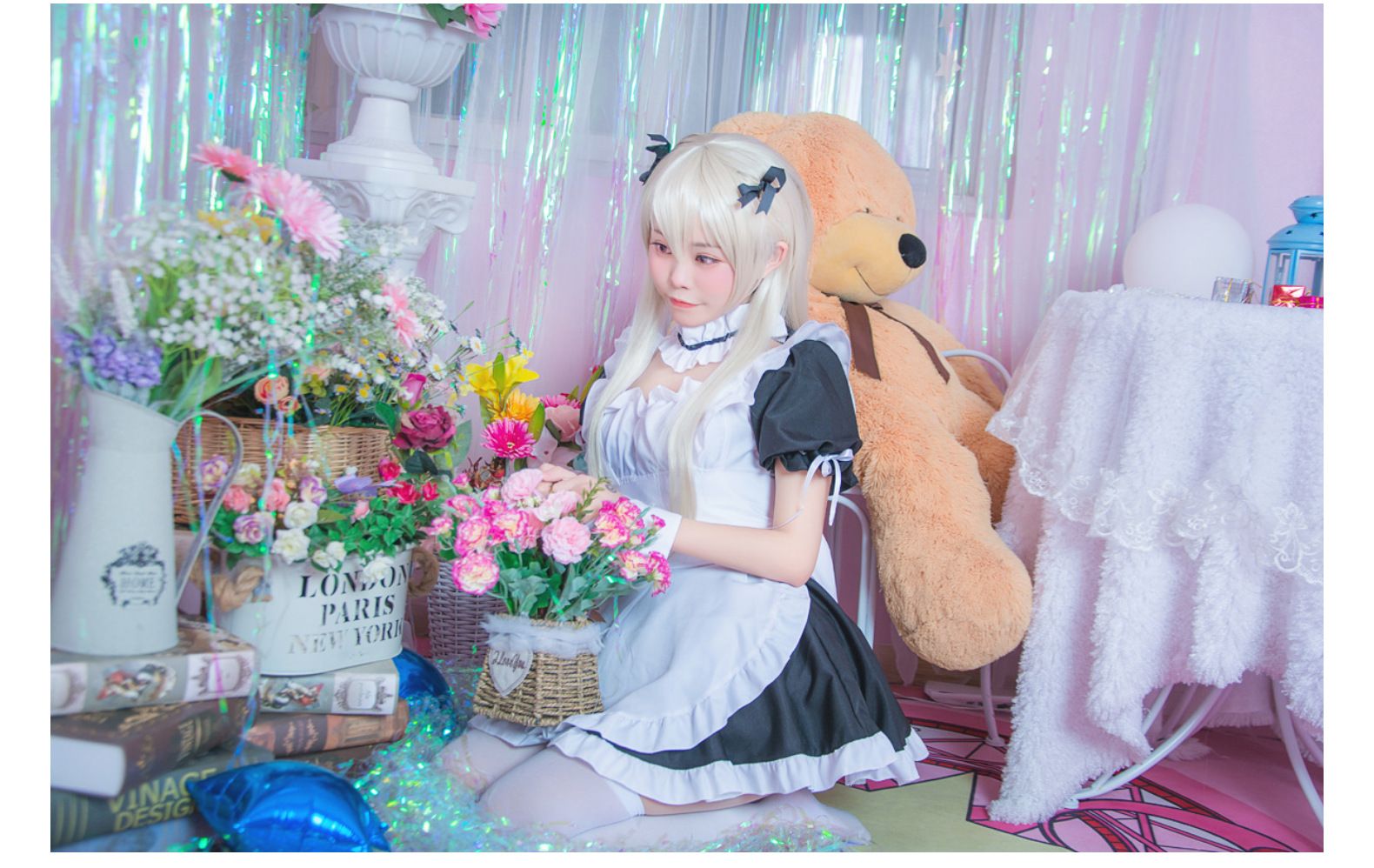 Cute Japanese Maid Outfit Sweet Lolita Cosplay Costume Black White Uniform Full Set Gothic Lace Party Halloween Stage Wear