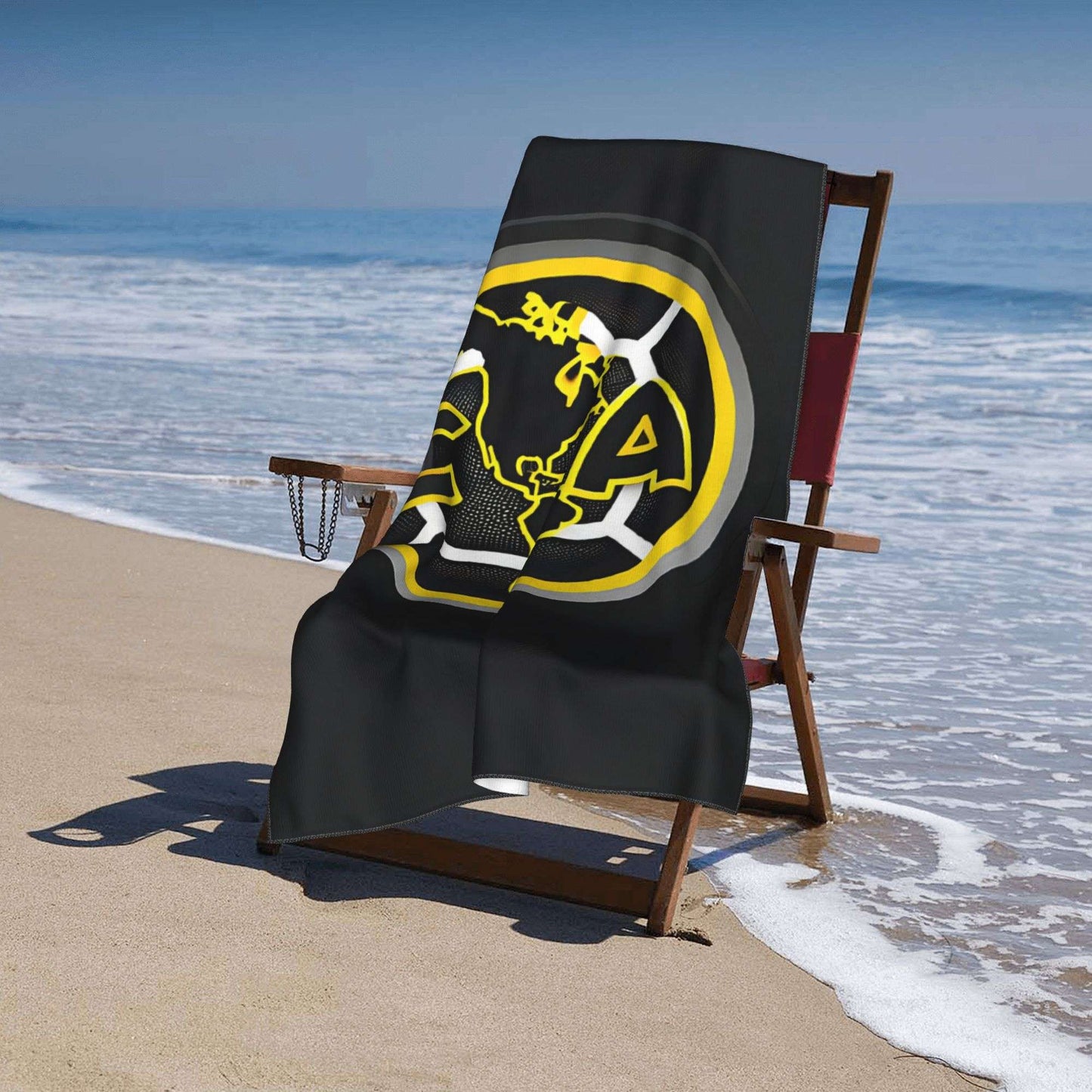 Club América Soccer-Themed Quick-Dry Microfiber Beach Towel – Lightweight, Absorbent, Black with Yellow & White Logo Design