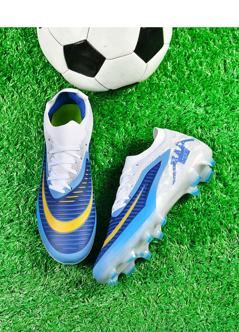 New Men Football Shoes High Quality Fast Soccer Shoes Society Cleats Professional Football Field Boots FG Sneaker Low Cut
