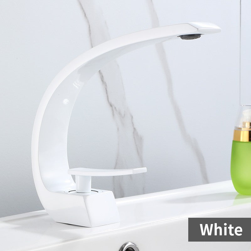 Basin Faucet Modern Bathroom Mixer Tap Black/Gold Wash basin Faucet Single Handle Hot and Cold Waterfall Faucet