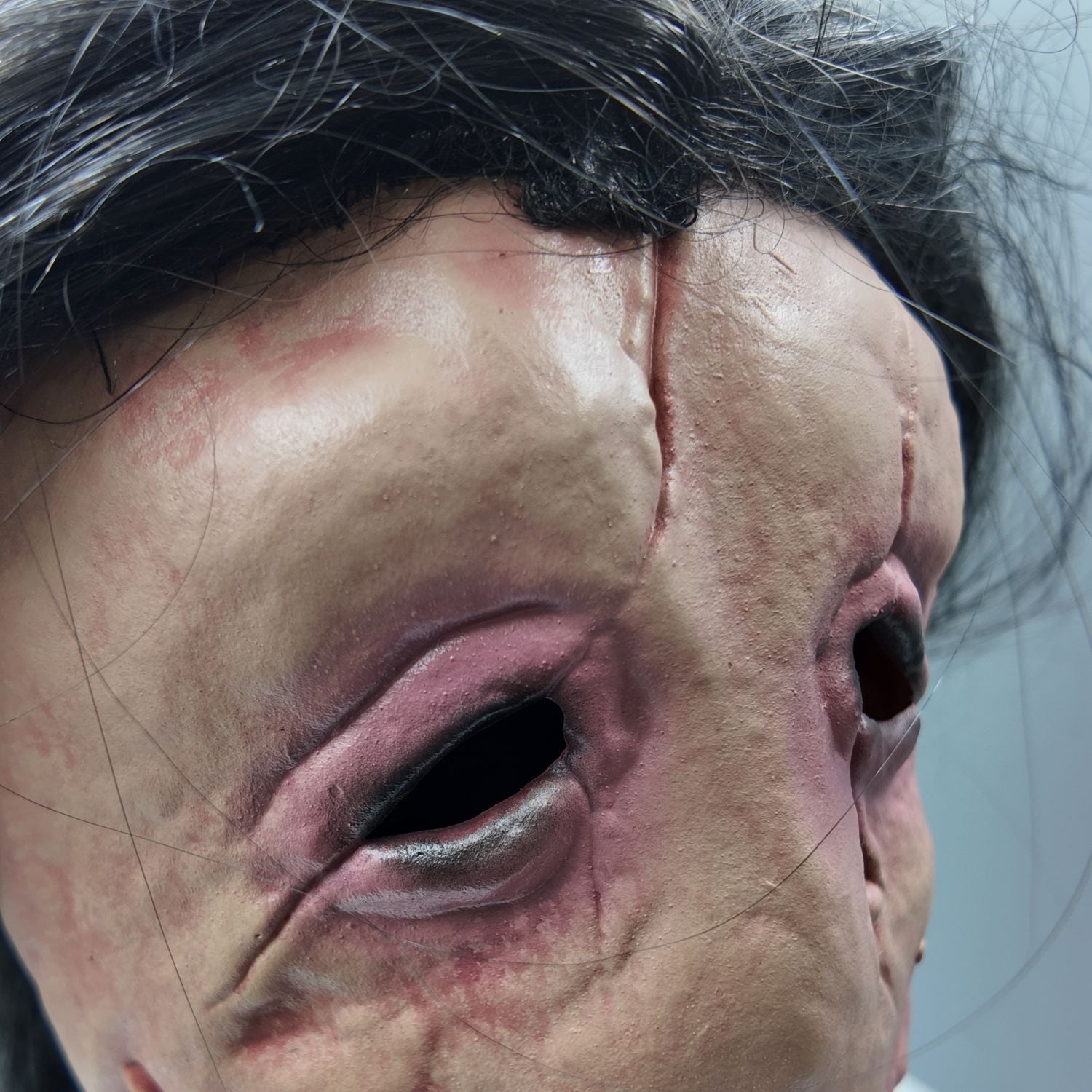 Scary Female Ghost Mask Long Hair Latex Mask Full Face Creepy Smile Halloween Cosplay Horror Party Haunted House Prop