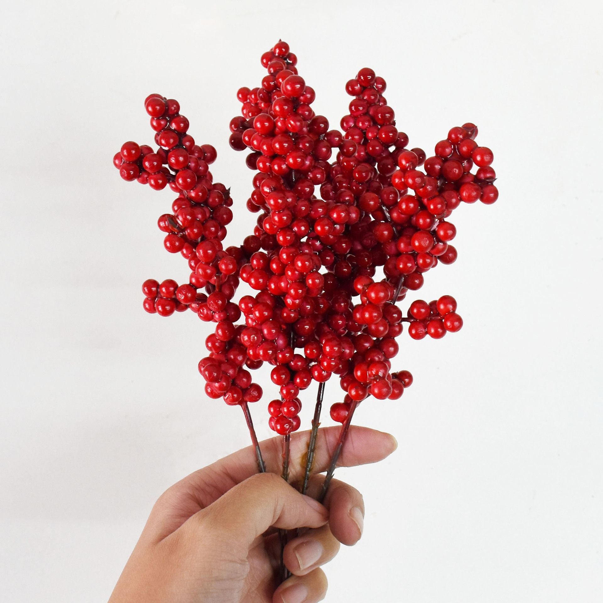 10pcs Artificial Berries Christmas Decoration Flowers Red Berry Branches Xmas Tree Party Home Table Ornament Red Wreath DIY
