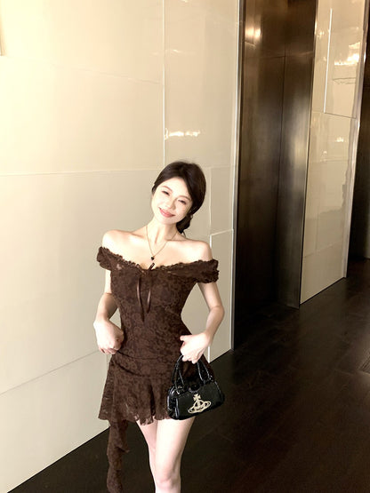 V Neck Lace Trim Shift Dress Women Summer Modern Heritage Aesthetic Youthful Chic Figure Flattering Day to Night Dress