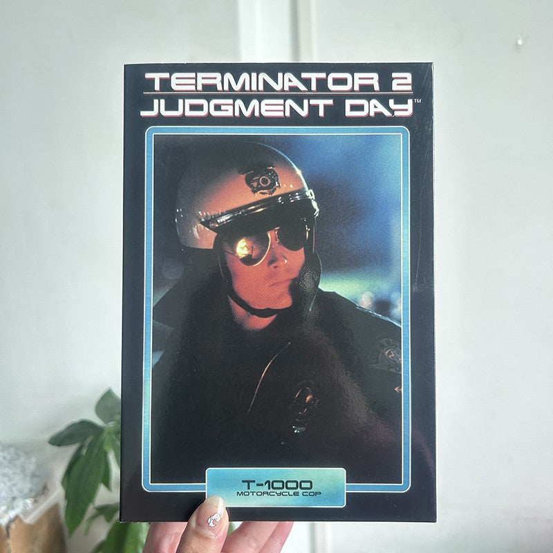 NECA Figure Terminator 2 Judgment Day T800 Sarah Connor T-800 Arnold Schwarzenegger Commando Action Figure Model Collectible Toy