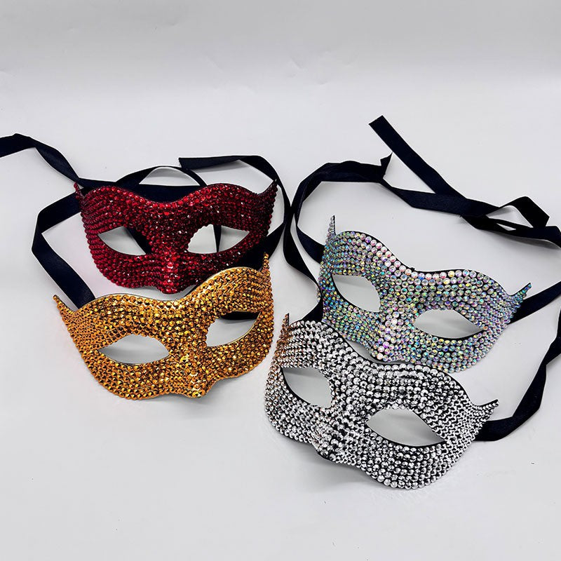 Party Masquerade Mask For Man and Women Full Diamond Half-Face Halloween Performance Entertainment Mask Fashion Eye Mask