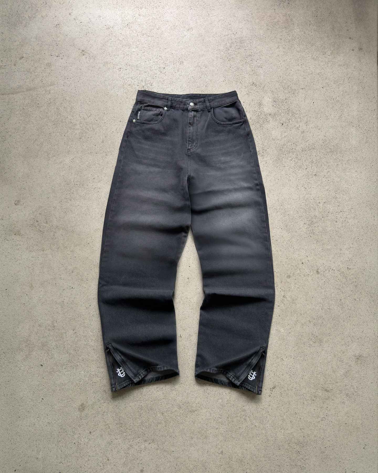 Calça jeans Hip-hop com moedas douradas Y2K retro cintura baixa perna larga com zíper calças jeans soltas bordadas moda masculina Y2K